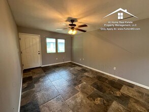 107 Spruce Dr in Fulton, MO - Building Photo - Building Photo