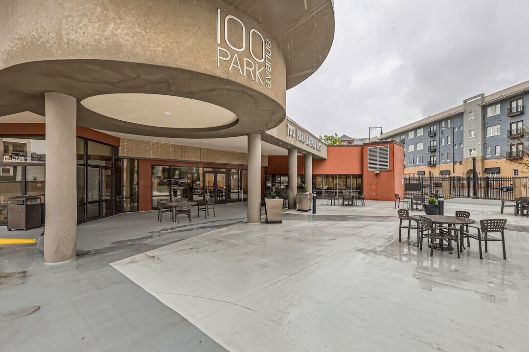 100 Park Ave W in Denver, CO - Building Photo