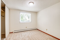 2300 Aldrich Ave S in Minneapolis, MN - Building Photo - Interior Photo