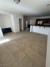 3745 Austell St in Las Vegas, NV - Foto de edificio - Building Photo