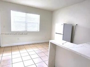 345 NE 80th Terrace in Miami, FL - Building Photo - Building Photo