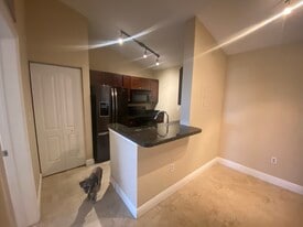 2820 N Oakland Forest Dr