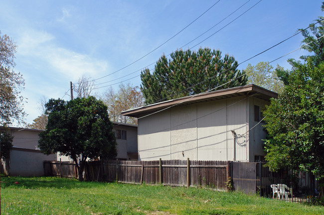 3742 4th Ave in Sacramento, CA - Building Photo - Building Photo