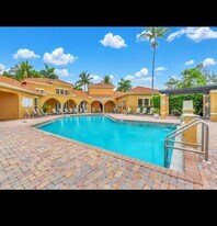 8754 River Homes Ln in Bonita Springs, FL - Building Photo