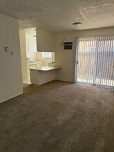 3240 W St in Sacramento, CA - Building Photo - Building Photo