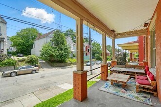 2319 Victor St in Cincinnati, OH - Building Photo - Building Photo