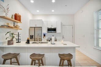 1550 Lake Baldwin Ln in Orlando, FL - Building Photo - Building Photo