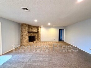 6824 E 95th St in Tulsa, OK - Building Photo - Building Photo