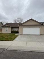 622 Cedarbrook Dr in Twin Falls, ID - Building Photo