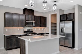 1165 Notch Peak St in Las Vegas, NV - Building Photo - Building Photo