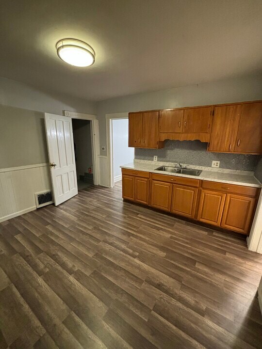 1218 City St, Unit #2 in Utica, NY - Building Photo