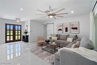 155 Old Tamiami Trail in Naples, FL - Building Photo - Building Photo