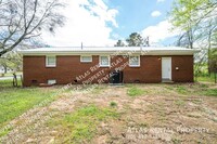 4316 Barry St NW in Huntsville, AL - Foto de edificio - Building Photo