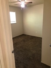 304 S Chestnut Ave in Fresno, CA - Building Photo - Building Photo