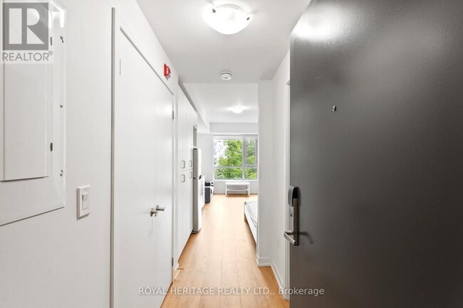 property at 1800-1800 Simcoe St N