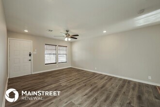 6606 Gallery Oak St in San Antonio, TX - Building Photo - Building Photo