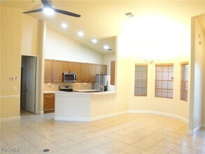 1009 SW 33rd Terrace in Cape Coral, FL - Building Photo - Building Photo