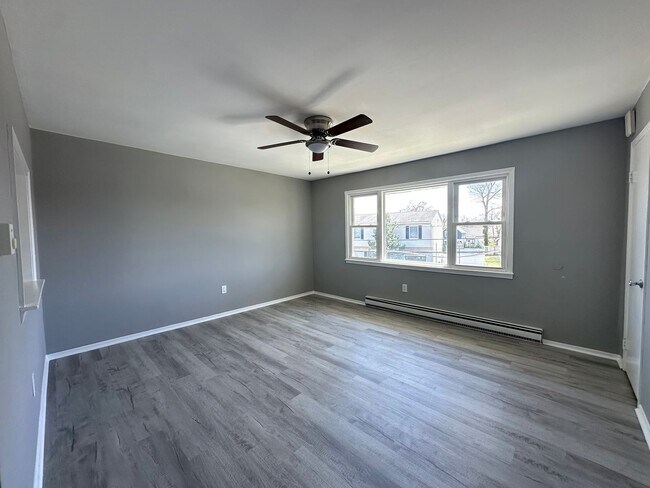 67-69-69 Maple Ave in Keansburg, NJ - Building Photo - Building Photo