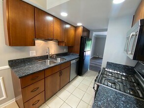 2589 Scioto View Ln in Columbus, OH - Building Photo - Building Photo