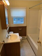 76 Lorchris St, Unit 3 in Leominster, MA - Building Photo - Building Photo