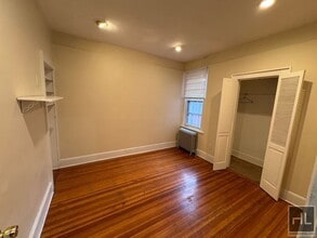 126 Park Hill Ave in Yonkers, NY - Foto de edificio - Building Photo