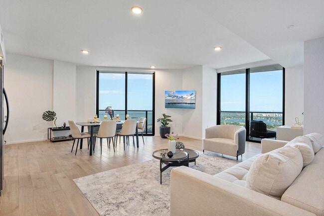 398 NE 5th St, Unit ID1372290P in Miami, FL - Building Photo - Building Photo