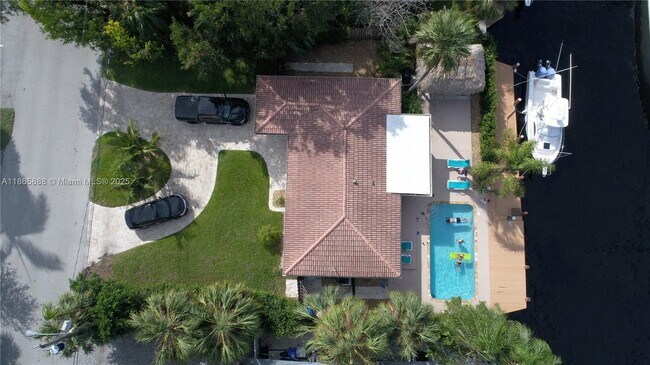 2349 SE 12th St in Pompano Beach, FL - Building Photo - Building Photo