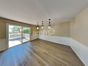 2200 Brindlewood Dr in Plainfield, IL - Foto de edificio - Building Photo