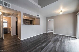 45 Maleena Mesa St in Henderson, NV - Foto de edificio - Building Photo