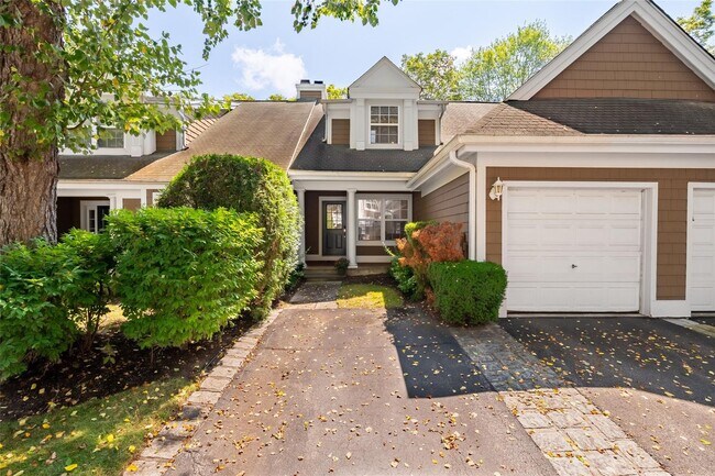 3 Deertree Ln in Briarcliff Manor, NY - Building Photo - Building Photo