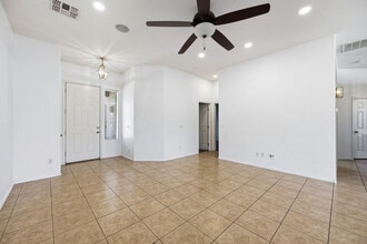 906 E Sheffield Ave in Chandler, AZ - Building Photo - Building Photo