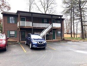 1025 Klyce St-Unit -Unit 2 in Eden, NC - Building Photo - Building Photo