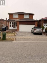 43 Bordeaux Circuit in Toronto, ON - Building Photo - Building Photo