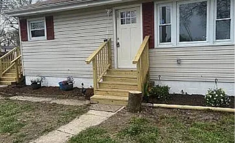 103A Oakhurst Ave in Baltimore, MD - Building Photo