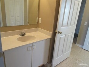 301 Loveland Cir in Pensacola, FL - Building Photo - Building Photo