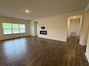 50 Sandy Cv in Oakland, TN - Building Photo - Building Photo