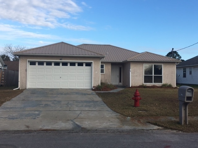 property at 706 Crews Dr