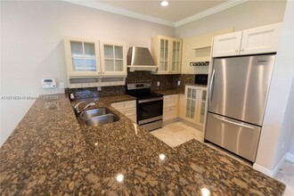 210 SW 9th St in Fort Lauderdale, FL - Building Photo - Building Photo
