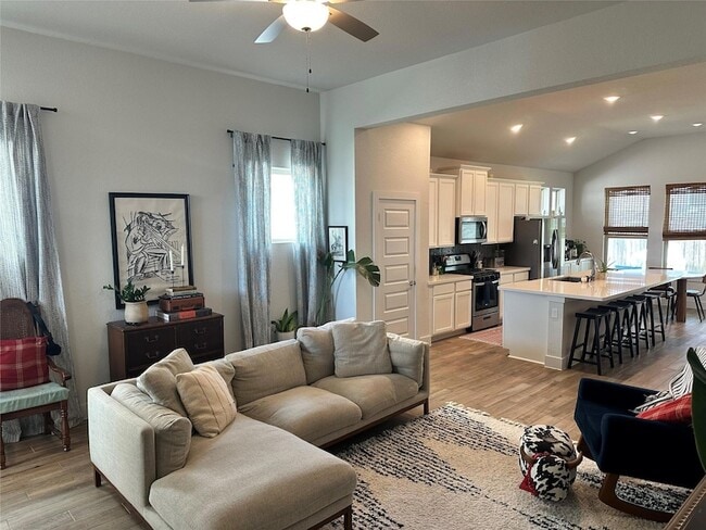 8600 Cumbrae Ln in Austin, TX - Building Photo - Building Photo