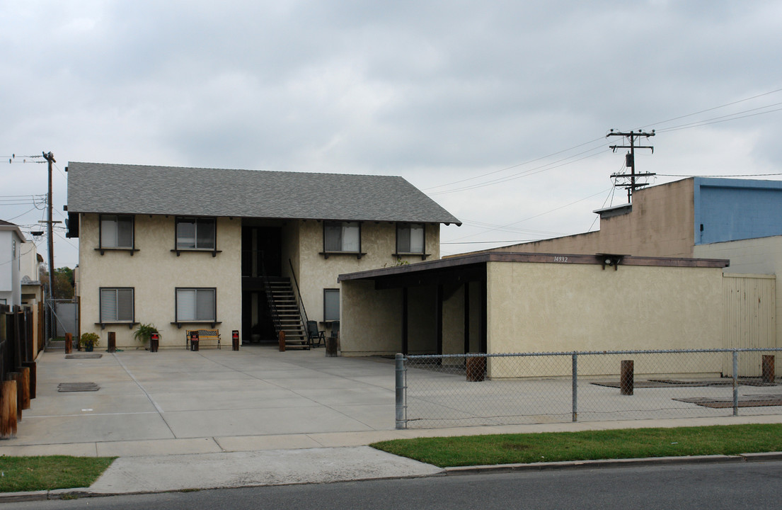 14932 Jackson St in Midway City, CA - Building Photo