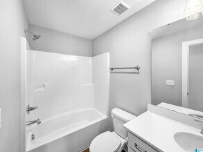 114 Flintlock Wy in New Market, AL - Building Photo - Building Photo