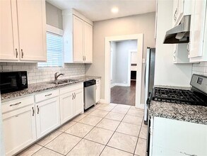 3455 Roberts Ave in Dallas, TX - Building Photo - Building Photo