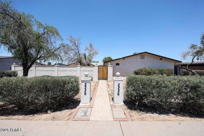 property at 2226 W Heatherbrae Dr