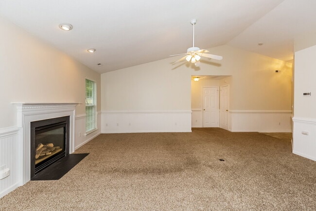 12405 Poplar Forest Dr in Charlotte, NC - Foto de edificio - Building Photo