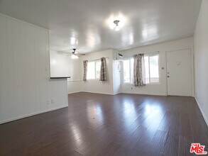 453 N Kingsley Dr-Unit -8 in Los Angeles, CA - Building Photo - Building Photo