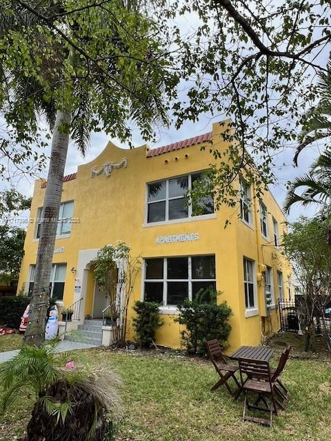 1000 SW 12th Ct in Miami, FL - Building Photo