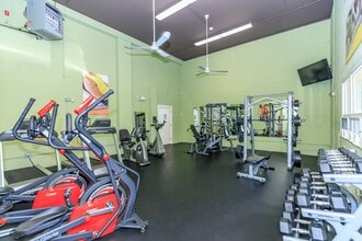 510 Main in East Haven, CT - Building Photo - Building Photo