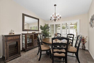 170 Vía Tramonto in Palm Desert, CA - Building Photo - Building Photo