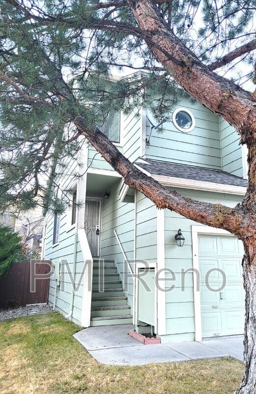4332 Leeward Ln in Reno, NV - Building Photo - Building Photo