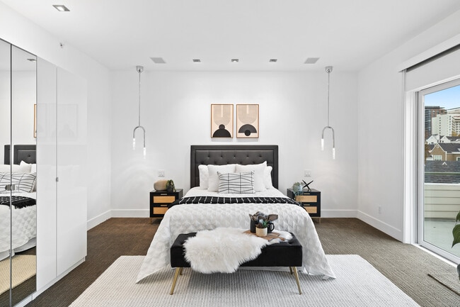 property at 305 SW Montgomery St